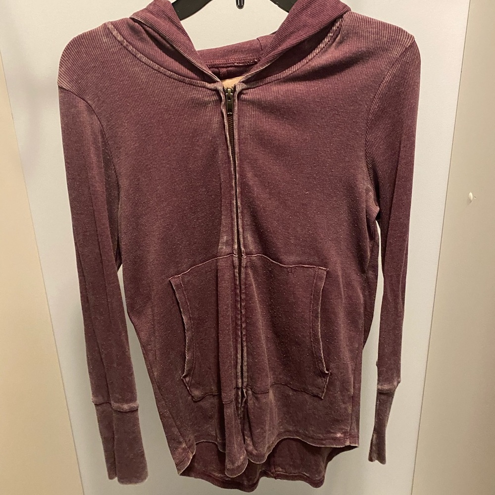 Chaser vintage rubbed red zip up hoodie size small